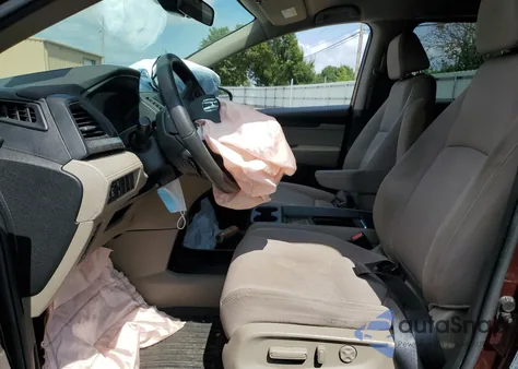 2021 Honda Odyssey Ex z USA, uszkodzony, nr VIN 5FNRL6H55MB016347